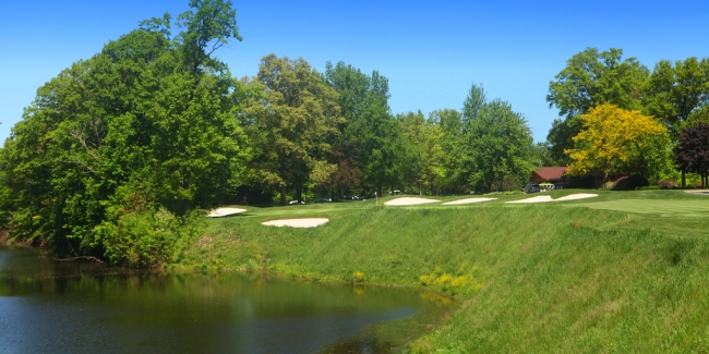 Point Of Woods - Singature Hole #9