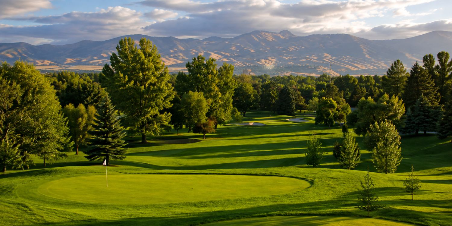 Hillcrest Country Club